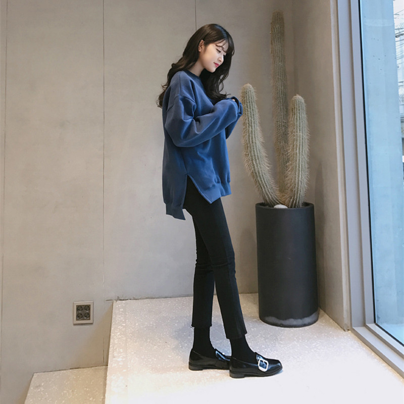 The 2022 Spring and autumn new style of Korean women's straight-leg stretch black loose, slimming, high-waisted, versatile nine-inch jeans are trendy Application Scenario