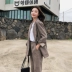 Chic retro kẻ sọc nhỏ phù hợp với nữ mùa thu mới kẻ sọc giản dị phù hợp với áo khoác sinh viên Hàn Quốc áo khoác ngắn áo kiểu nữ đẹp tuổi 30 Business Suit