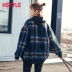 Nhà mới quần áo Handu 2019 mùa xuân của phụ nữ kẻ sọc mới kẻ sọc ngắn áo khoác len áo khoác len nữ HO9525 - Áo khoác ngắn
