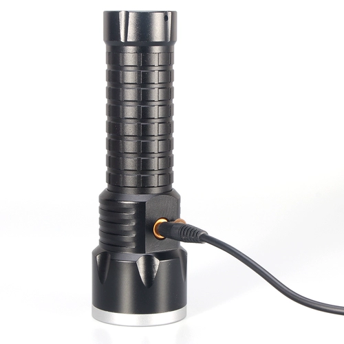 Outdoor L2 Ultra -Bright Strong Light Flashlight Long -Range Зарядная вода и водонепроницаем