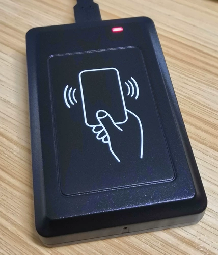USB-206-ICID также поддерживает производное управляющую карту микрокатового Apu Apu Yingze Blue Bento в посещаемости доступности
