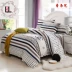 Lanh chăn đơn mảnh ký túc xá đơn 1,2m 1,5m giường đôi 200x230 chăn Bốn - Quilt Covers mền Quilt Covers