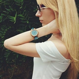 Небольшие дизайнерские свежие модные трендовые синие часы для влюбленных, популярно в интернете