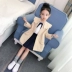 Áo khoác bé gái áo gió trẻ em phiên bản Hàn Quốc của cổ áo búp bê dài trẻ em áo khoác ngoài dài tay 2019 kiểu mới mùa xuân - Áo khoác