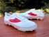 Giày bóng đá chính hãng màu đỏ trắng chính hãng Giày đào tạo Lu Thai giày nam gãy móng mang giày chân mới giày nam thể thao Giày bóng đá