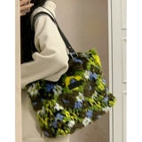 Демисезонная небольшая дизайнерская вместительная и большая сумка на одно плечо, широкая цветовая палитра