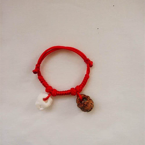 Детский браслет из красной нити, защитный амулет