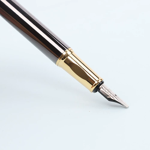 Персонажи тела, такие как ручки утки и другие проволочные ручки написали тему черного тела, написание ручек и железной коробки рисунок ручки