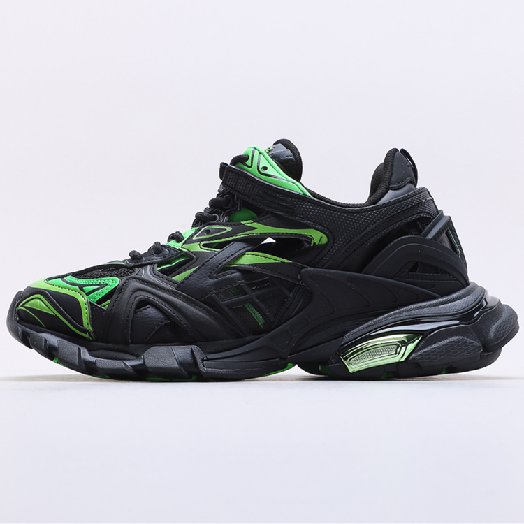 Four Generations Of Black And GreenParis B home Four generations Daddy shoes men and women Three generations air cushion Low Gang The second generation LED light lovers gym shoes track.2
