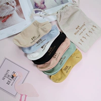 Nhật bản mùa xuân và mùa hè vớ solid color cotton tuần 7 ngày vớ cá tính nam giới và phụ nữ vài vớ nông miệng vớ thuyền quà tặng túi thủy triều tất nike cao cổ