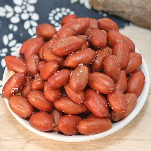 Жареная красная кожа арахис рисовый вин Призрак арахис Новые товары 5 котливых мешков с большими мешками с жареными соленой соленой соленой соли арахисовой соли