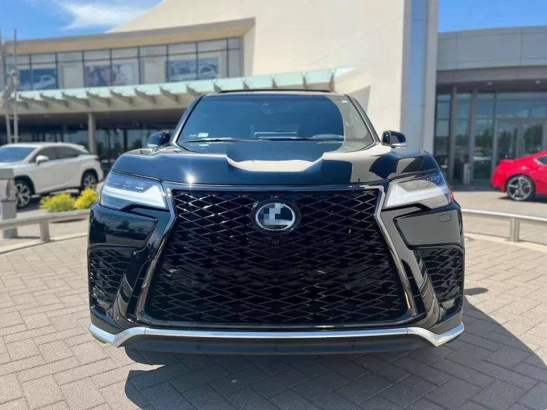 Для Lexus LX600 обновлённый спортивный пакет LX600 средняя сеть новая передняя часть LX600 решётка противотуманной фары