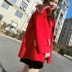 Mật ong lớn nhà mùa đông mới Trung Quốc màu đỏ búp bê cổ áo làm bằng tay ngọc trai lỏng áo mới năm màu đỏ ngắn áo len áo dạ nữ dáng ngắn Áo khoác ngắn