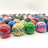 Бесплатная доставка эластичный шарик новая -капсула капсула с прозрачной перемычкой с прозрачной мультипликационной бумажной карточкой мяч.