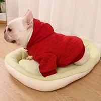 Красная шляпа красная одежда