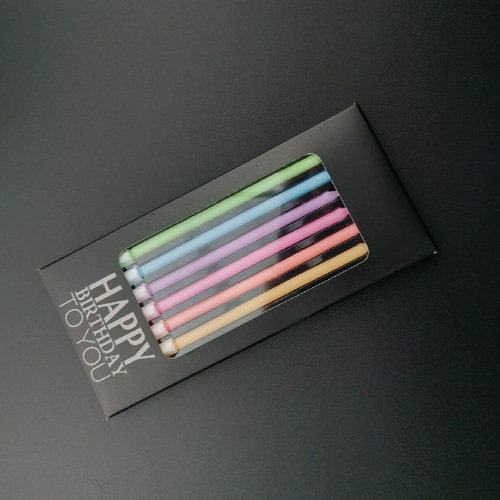 Черная свеча, прямая белая упаковка, карандаш