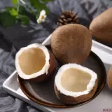 Индийский кокосовый император маленький кокосовый волны свежие