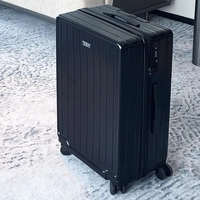 Ослепительный черный