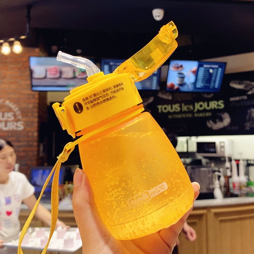 Летний детский свежий пластиковый милый портативный стакан для школьников со стаканом, простой и элегантный дизайн, защита при падении