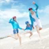 Cha mẹ và con mùa xuân và mùa hè quần áo chống nắng gia đình ba dài tay áo khoác mùa hè chống uv bãi biển kem chống nắng quần áo nhà đầy đủ