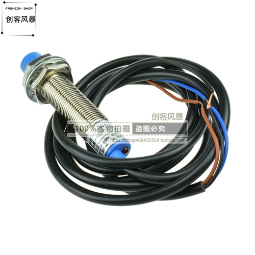 LJ12A3-4-Z/BX рядом с датчиком переключателя NPN Трехночная индукция.