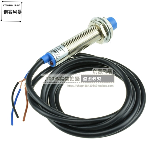 LJ12A3-4-Z/BX рядом с датчиком переключателя NPN Трехночная индукция.