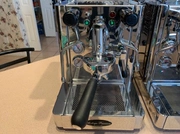 Máy pha cà phê nguyên bản của Ý, máy xay sinh tố hàng đầu với máy gia đình đang mong chờ một người tốt - Máy pha cà phê