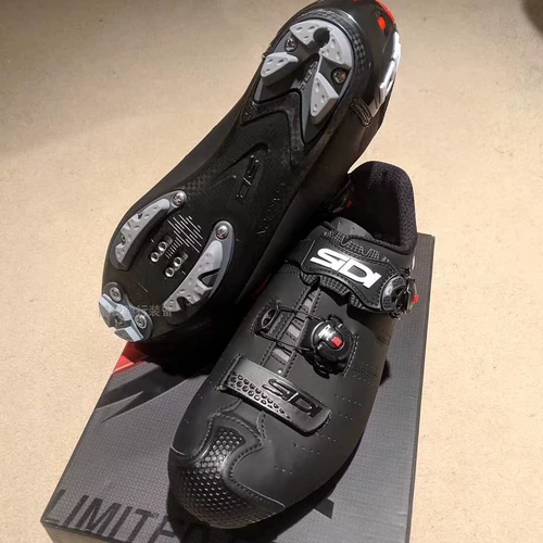 Итальянский трассировка SIDI/Eagle/Dragon/Dust Mountain Lock Room Dynamic Bicycle Shoes