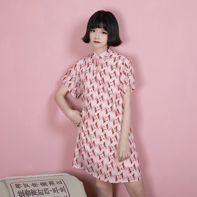 Hành lá cắt gốc tự chế cô gái hồng sửa đổi món ăn khóa sườn xám phong cách Trung Quốc ngắn tay áo ăn mặc phong cách Trung Quốc váy đầm