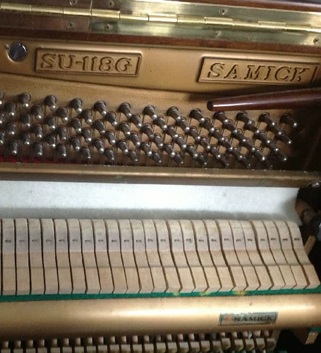 {Qingdao Qingqing музыкальный инструмент} Оригинальный импортный подержанный по второй руке Sanyi Su-118G 6500 Юань