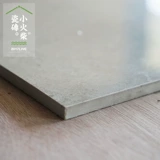 Маленькая матч плитка простая натуральная ветра полная глазурь на стенах.