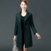 Mẹ nạp áo cashmere nữ hai mặt trung và dài phần phụ nữ trung niên của mùa thu quần áo len coat trung niên áo len
