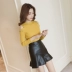 Áo len dệt kim nữ dài tay mùa thu 2018 Áo len mới Joker Thin phần Heartless Shoulder Fall bottom Leaking Shoulder Tops Women Đan Cardigan