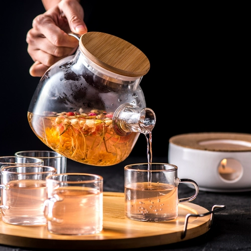 Травяной чай, чайный сервиз, глянцевый ароматизированный чай, заварочный чайник, японский комплект, послеобеденный чай, свеча, фруктовый чай