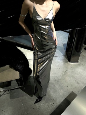 taobao agent 0122tepll liquid metal futuristic future special crafts after scalding silver elastic knitted clavicle chain dress