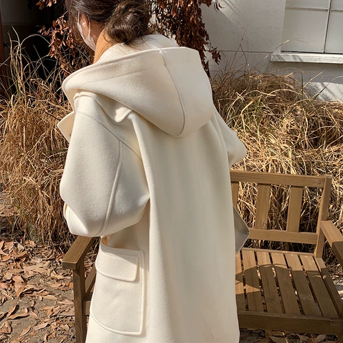 Демисезонное шерстяное пальто