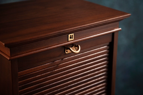 2O23 Покупка шкафа для хранения шкафов.