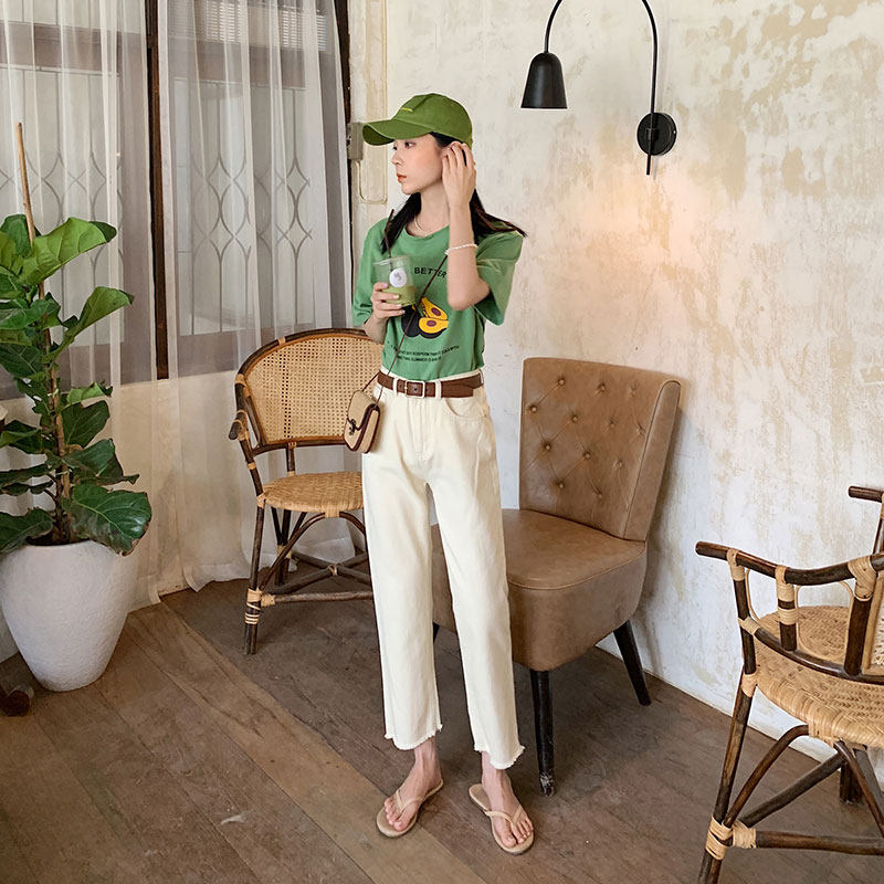 Beige high-waisted loose straight-leg jeans for women's summer 2022, a thin new style of petite apricot pants Application Scenario