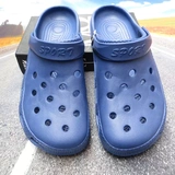 Летние тапочки в стиле Crocs, модные мюли на плоской подошве, пляжная обувь, закрытый носок, мягкая подошва