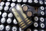 Poly Head 18650 Литийная батарея 3,7V4000Maled Frashlight 18650 Зарядка лития со стальным печатным платой.