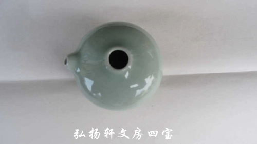 Drop Drop Longquan Celadon Ru Kiln Open Plum Qing Ru Kiln Moon White 150 Yuan A Set