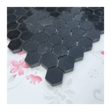 Черная шестиугольная мозаичная наклейка стены натуральный камень черно -белый гексагон, шестиугольный орфографический туалет