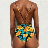 Женщины купальники с купальными купальными купальниками в купальниках купальники для купальника