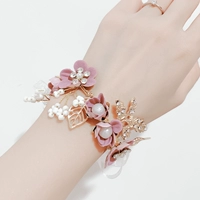 29 запястья цветы