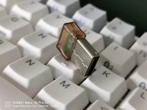 Niz Static Dual -Mode Keyboard Выделен новый адаптер Bluetooth