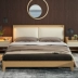 Giường ngủ bằng gỗ rắn Bắc Âu 1,5m1,8 mét đôi phòng ngủ chính hiện đại tối giản mới Trung Quốc đôi mềm mại dựa vào đồ nội thất Nhật Bản - Giường