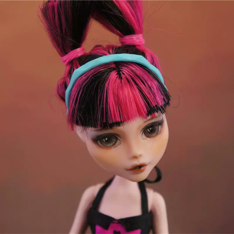 Аксессуары для кукол (Monster High) набор в стиле сказки — многоцветные варианты, комплект деталей