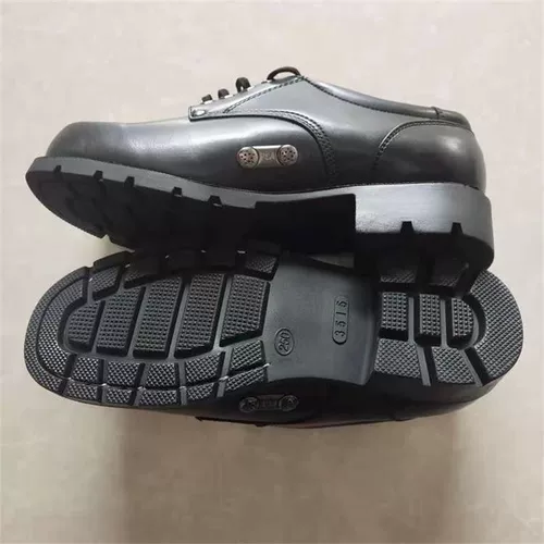 Подлинный 02 кожаная обувь инвентарь старые товары четырехносийные кожа