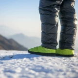 Зимние удерживающие тепло нескользящие кроссовки с пухом подходит для мужчин и женщин, мягкая подошва
