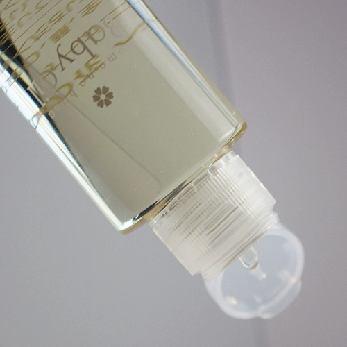 Японская импортная Fujii Yinchuang Baby Oil Newborn Baby может использовать не добавленные увлажняющие владельцы магазинов, чтобы порекомендовать